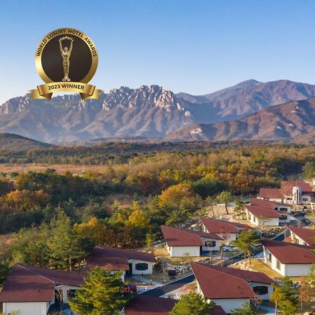 סוקצ'ו Kensington Resort Seorak Valley מראה חיצוני תמונה